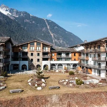 Le Gui - By Emerald Chamonix