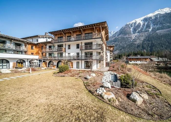 Le Gui - By Emerald *