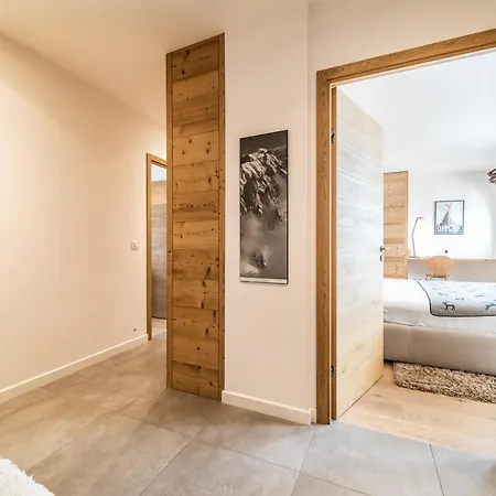 Le Gui - By Emerald Chamonix