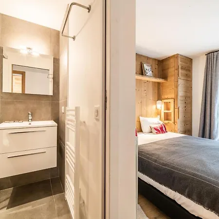 Le Gui - By Emerald Chamonix Mont Blanc