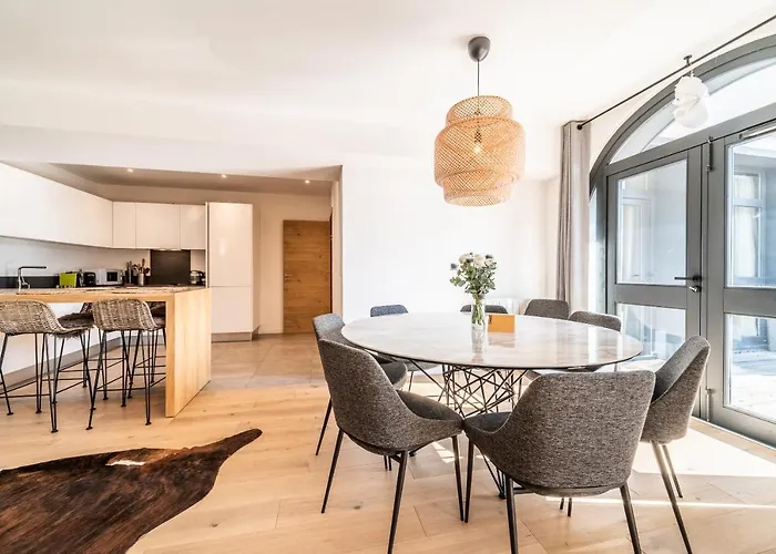 Le Gui - By Emerald * Chamonix