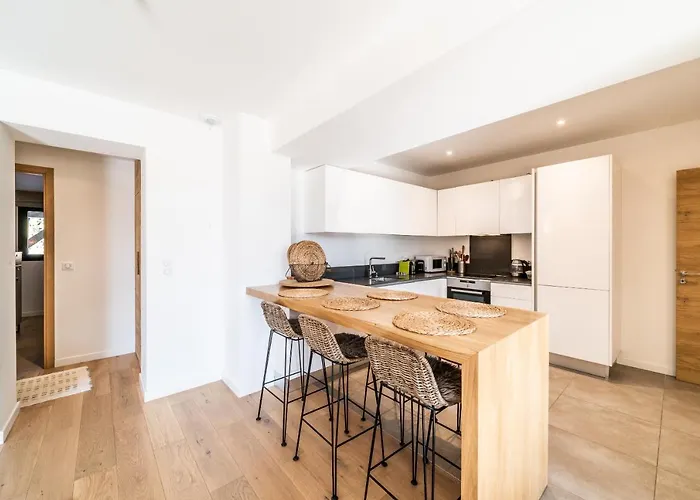 Le Gui - By Emerald Chamonix