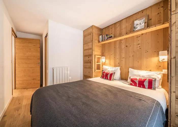 Le Gui - By Emerald Apartment *