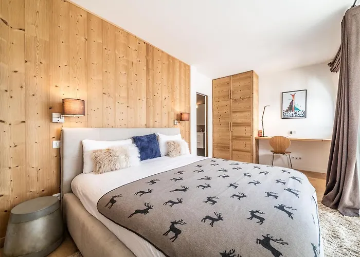 Le Gui - By Emerald * Chamonix