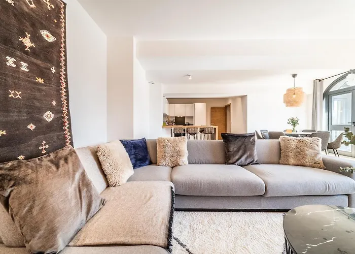 Le Gui - By Emerald Chamonix